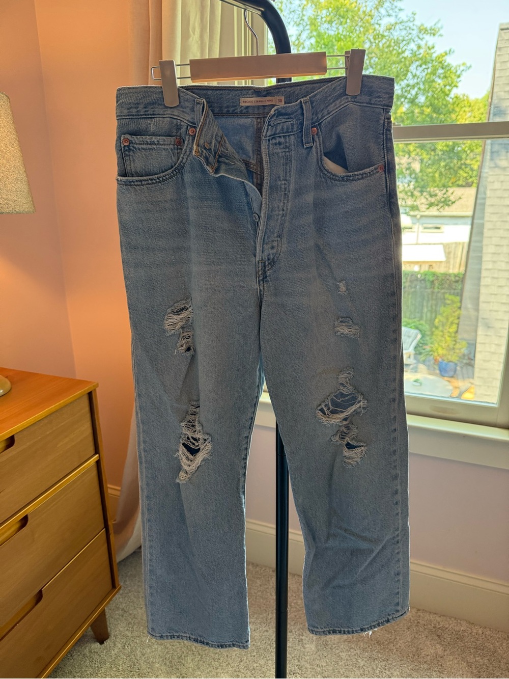 Women’s Levi’s Ribcage Straight Ankle Distressed Jeans